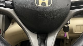 Used 2013 Honda City [2011-2014] 1.5 S MT Petrol Manual top_features Airbags