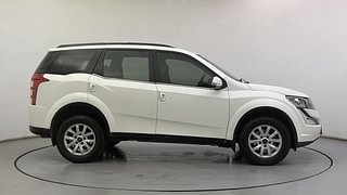 Used 2017 Mahindra XUV500 [2015-2018] W10 AT Diesel Automatic exterior RIGHT SIDE VIEW