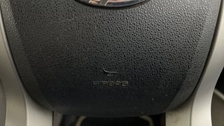 Used 2017 Mahindra XUV500 [2015-2018] W10 AT Diesel Automatic top_features Airbags
