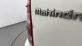 Used 2017 Mahindra XUV500 [2015-2018] W10 AT Diesel Automatic dents MINOR DENT