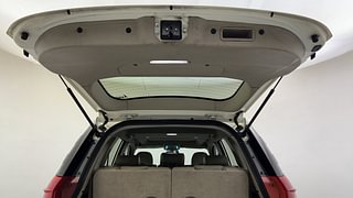 Used 2017 Mahindra XUV500 [2015-2018] W10 AT Diesel Automatic interior DICKY DOOR OPEN VIEW