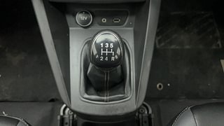 Used 2019 Ford Figo [2019-2021] Titanium Diesel Diesel Manual interior GEAR  KNOB VIEW