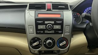 Used 2013 Honda City [2011-2014] 1.5 S MT Petrol Manual interior MUSIC SYSTEM & AC CONTROL VIEW