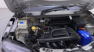 Used 2021 renault Kwid 1.0 RXT Opt Petrol Manual engine ENGINE RIGHT SIDE HINGE & APRON VIEW