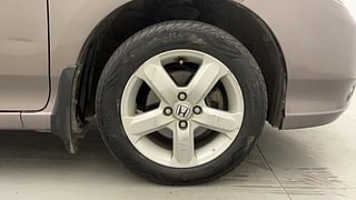 Used 2013 Honda City [2011-2014] 1.5 S MT Petrol Manual tyres RIGHT FRONT TYRE RIM VIEW