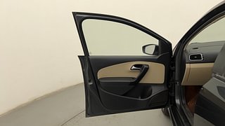 Used 2018 Volkswagen Ameo [2016-2020] Highline1.2L Plus (P) Petrol Manual interior LEFT FRONT DOOR OPEN VIEW