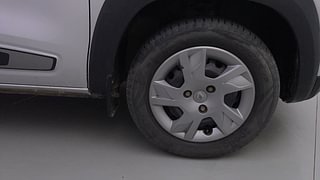 Used 2021 renault Kwid 1.0 RXT Opt Petrol Manual tyres RIGHT FRONT TYRE RIM VIEW