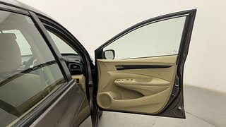 Used 2013 Honda City [2011-2014] 1.5 S MT Petrol Manual interior RIGHT FRONT DOOR OPEN VIEW