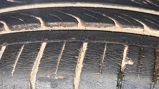 Used 2017 maruti-suzuki Ciaz Delta Petrol AT Petrol Automatic tyres LEFT FRONT TYRE TREAD VIEW
