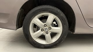 Used 2013 Honda City [2011-2014] 1.5 S MT Petrol Manual tyres RIGHT REAR TYRE RIM VIEW