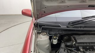 Used 2011 Toyota Etios Liva [2010-2017] G Petrol Manual engine ENGINE RIGHT SIDE HINGE & APRON VIEW