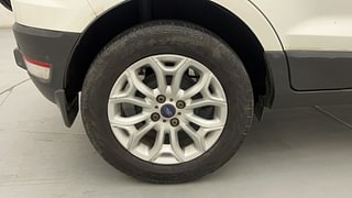 Used 2013 Ford EcoSport [2013-2015] Titanium 1.5L TDCi Diesel Manual tyres RIGHT REAR TYRE RIM VIEW