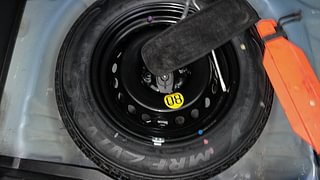 Used 2018 Maruti Suzuki Baleno [2015-2019] Zeta Petrol Petrol Manual tyres SPARE TYRE VIEW