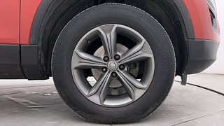 Used 2021 Tata Harrier XZA Diesel Automatic tyres RIGHT FRONT TYRE RIM VIEW