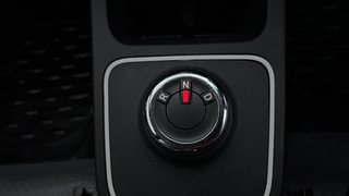 Used 2023 Renault Kwid CLIMBER 1.0 AMT Dual Tone Petrol Automatic interior GEAR  KNOB VIEW