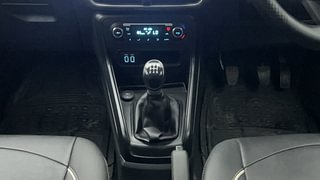 Used 2018 Ford EcoSport [2017-2020] Trend + 1.5L TDCi Diesel Manual interior GEAR  KNOB VIEW