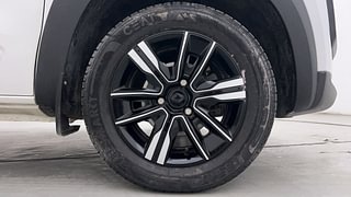 Used 2023 Renault Kwid CLIMBER 1.0 AMT Dual Tone Petrol Automatic tyres RIGHT FRONT TYRE RIM VIEW
