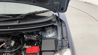 Used 2018 Maruti Suzuki Baleno [2015-2019] Zeta Petrol Petrol Manual engine ENGINE LEFT SIDE HINGE & APRON VIEW