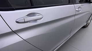 Used 2016 Honda City [2014-2017] V Petrol Manual dents MINOR DENT