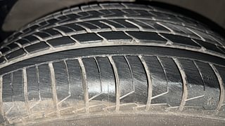 Used 2018 Maruti Suzuki Baleno [2015-2019] Zeta Petrol Petrol Manual tyres LEFT FRONT TYRE TREAD VIEW