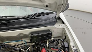 Used 2017 Maruti Suzuki Alto 800 [2016-2019] VXi CNG (Outside Fitted) Petrol+cng Manual engine ENGINE LEFT SIDE HINGE & APRON VIEW