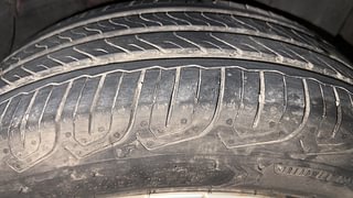 Used 2011 Toyota Etios Liva [2010-2017] G Petrol Manual tyres LEFT REAR TYRE TREAD VIEW