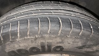 Used 2021 Maruti Suzuki Swift [2017-2021] VXi Petrol Manual tyres LEFT REAR TYRE TREAD VIEW