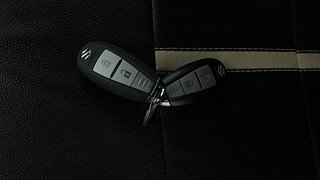 Used 2017 Maruti Suzuki Baleno [2015-2019] Zeta AT Petrol Petrol Automatic extra CAR KEY VIEW