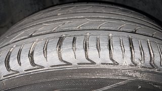 Used 2013 Volkswagen Polo [2010-2014] Comfortline 1.2 (D) Diesel Manual tyres RIGHT REAR TYRE TREAD VIEW