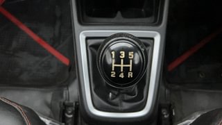 Used 2021 Maruti Suzuki Swift [2017-2021] VXi Petrol Manual interior GEAR  KNOB VIEW