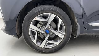 Used 2023 Hyundai Aura SX Plus 1.2 AMT Petrol Petrol Automatic tyres LEFT FRONT TYRE RIM VIEW