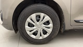 Used 2021 Maruti Suzuki Swift [2017-2021] VXi Petrol Manual tyres LEFT FRONT TYRE RIM VIEW
