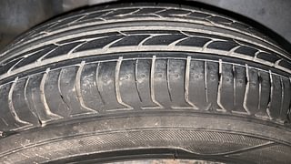 Used 2021 Maruti Suzuki Swift [2017-2021] VXi Petrol Manual tyres RIGHT REAR TYRE TREAD VIEW