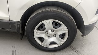 Used 2016 Ford EcoSport [2015-2017] Trend + 1.5L TDCi Diesel Manual tyres RIGHT FRONT TYRE RIM VIEW