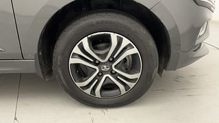 Used 2022 Tata Tigor Revotron XZ+ CNG Petrol+cng Manual tyres RIGHT FRONT TYRE RIM VIEW