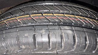 Used 2016 Renault Kwid [2015-2019] RXT Petrol Manual tyres LEFT REAR TYRE TREAD VIEW