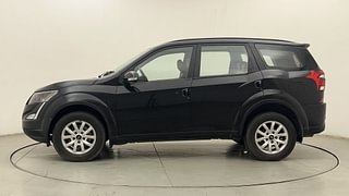 Used 2019 Mahindra XUV500 [2017-2021] W9 Diesel Manual exterior LEFT SIDE VIEW