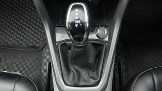 Used 2021 Skoda Kushaq Ambition 1.0L TSI AT Petrol Automatic interior GEAR  KNOB VIEW