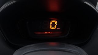 Used 2016 Renault Kwid [2015-2019] RXT Petrol Manual interior CLUSTERMETER VIEW