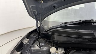 Used 2018 Maruti Suzuki Swift [2017-2020] ZDi Plus Diesel Manual engine ENGINE RIGHT SIDE HINGE & APRON VIEW