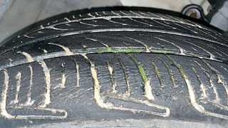 Used 2014 Honda Amaze [2013-2016] 1.2 VX i-VTEC Petrol Manual tyres LEFT FRONT TYRE TREAD VIEW