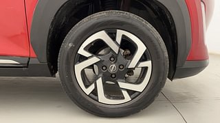 Used 2021 Nissan Magnite XV Turbo Dual Tone Petrol Manual tyres RIGHT FRONT TYRE RIM VIEW
