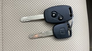 Used 2014 Honda Amaze [2013-2016] 1.2 VX i-VTEC Petrol Manual extra CAR KEY VIEW