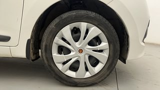 Used 2013 Hyundai Grand i10 Sportz 1.2 Kappa VTVT Petrol Manual tyres RIGHT FRONT TYRE RIM VIEW