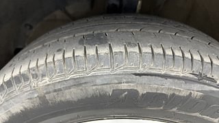 Used 2018 Maruti Suzuki Swift [2017-2020] ZDi Plus Diesel Manual tyres LEFT FRONT TYRE TREAD VIEW