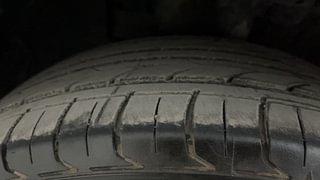 Used 2019 Hyundai Venue [2019-2022] SX Plus 1.0 Turbo DCT Petrol Automatic tyres LEFT FRONT TYRE TREAD VIEW