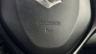 Used 2021 Maruti Suzuki Baleno [2019-2022] Zeta Petrol Petrol Manual top_features Airbags