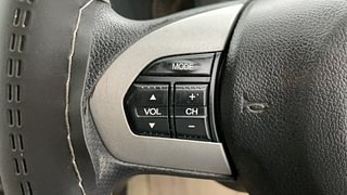 Used 2014 Honda Amaze [2013-2016] 1.2 VX i-VTEC Petrol Manual top_features Steering mounted controls