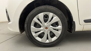 Used 2013 Hyundai Grand i10 Sportz 1.2 Kappa VTVT Petrol Manual tyres LEFT FRONT TYRE RIM VIEW