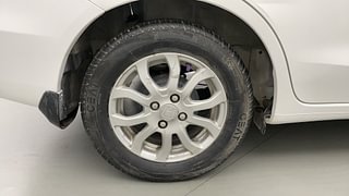 Used 2014 Honda Amaze [2013-2016] 1.2 VX i-VTEC Petrol Manual tyres RIGHT REAR TYRE RIM VIEW